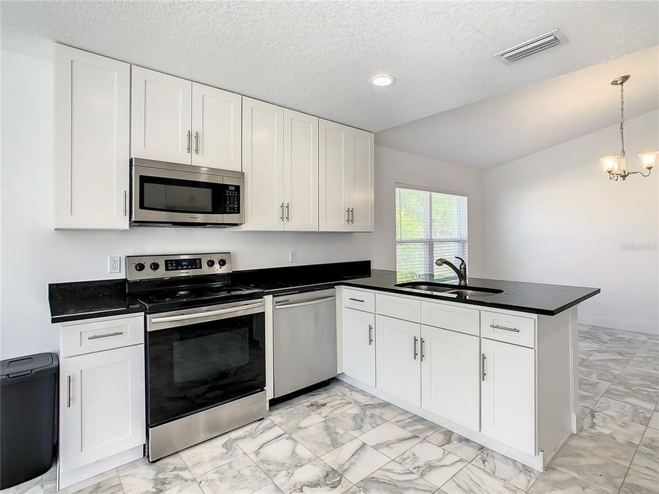 For Sale: $290,000 (4 beds, 2 baths, 1768 Square Feet)