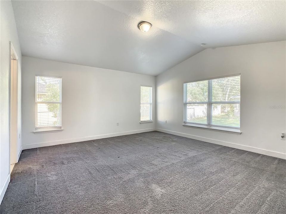 For Sale: $290,000 (4 beds, 2 baths, 1768 Square Feet)