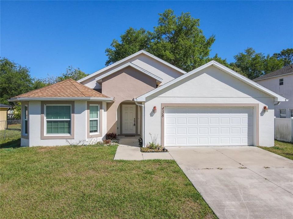 For Sale: $290,000 (4 beds, 2 baths, 1768 Square Feet)