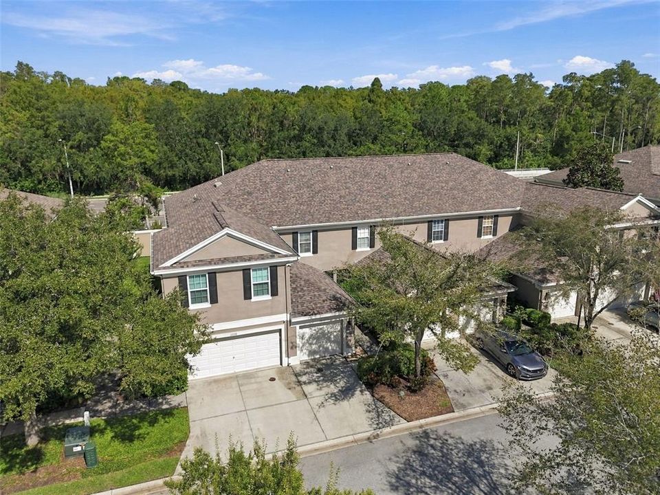 For Sale: $305,000 (2 beds, 2 baths, 1272 Square Feet)