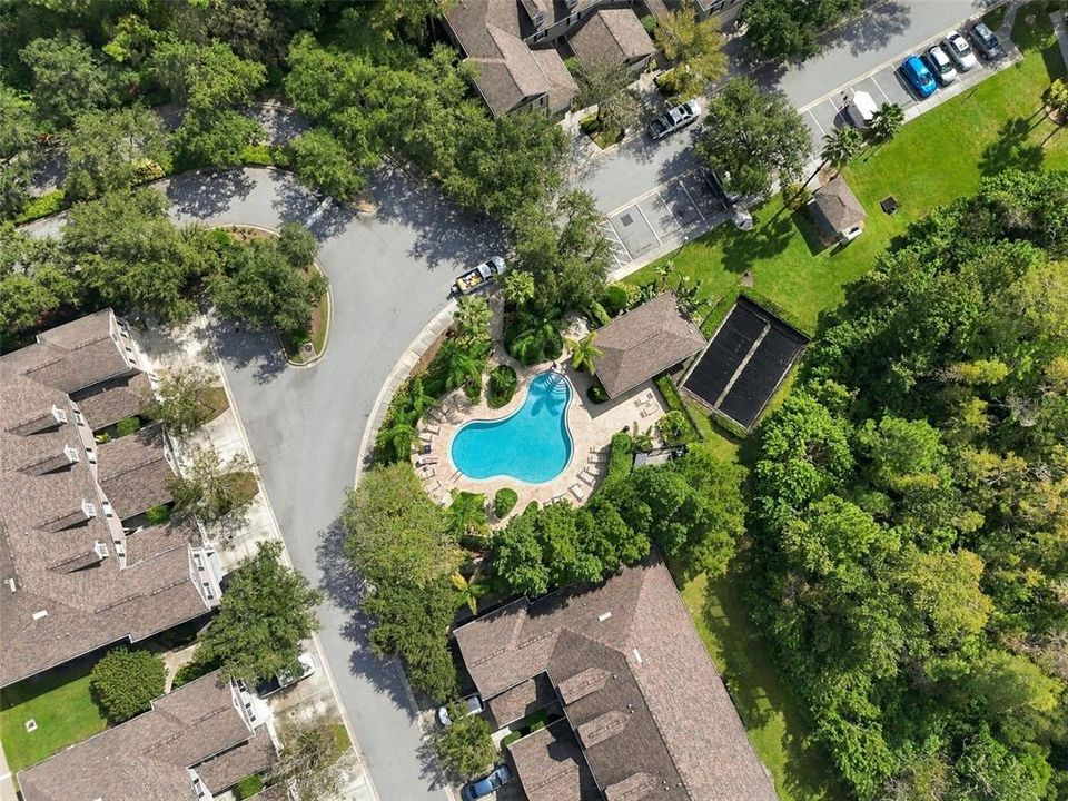 For Sale: $305,000 (2 beds, 2 baths, 1272 Square Feet)