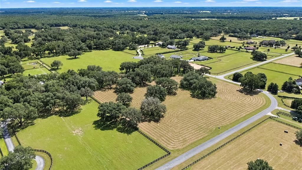 En Venta: $1,095,000 (20.12 acres)