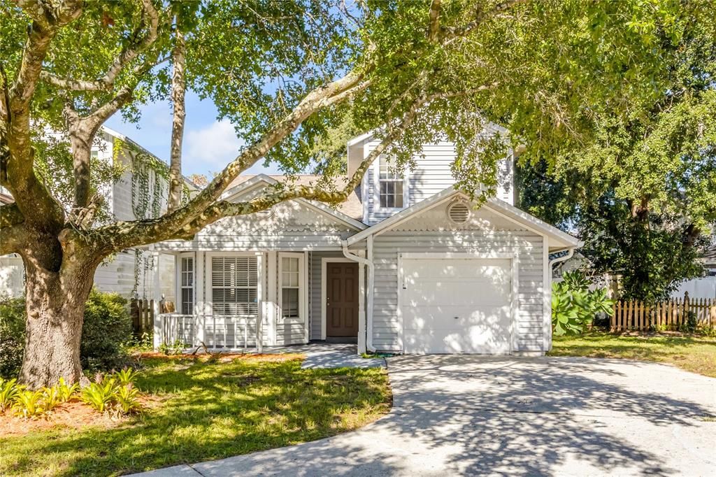 For Sale: $325,000 (3 beds, 2 baths, 1453 Square Feet)