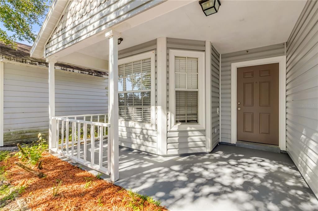 For Sale: $325,000 (3 beds, 2 baths, 1453 Square Feet)