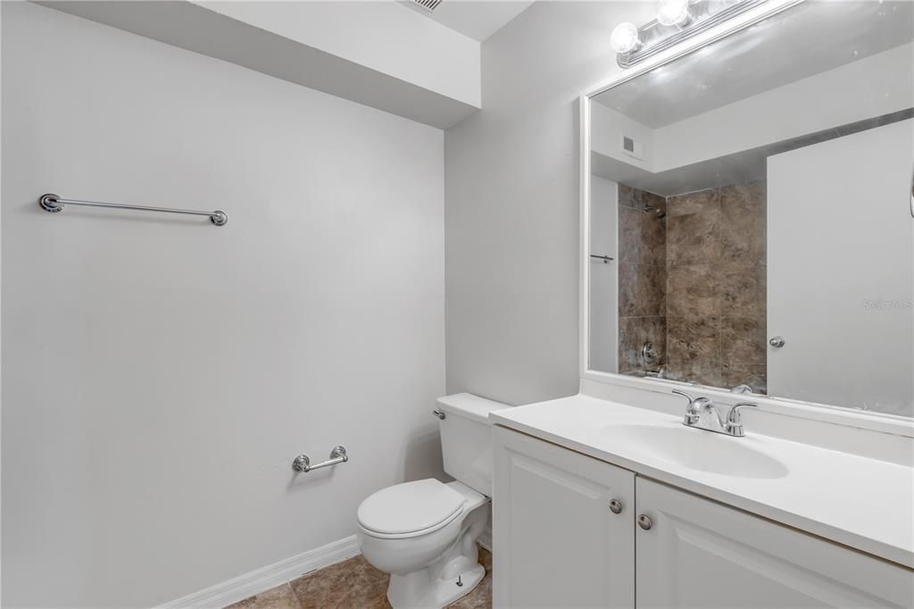 For Sale: $325,000 (3 beds, 2 baths, 1453 Square Feet)