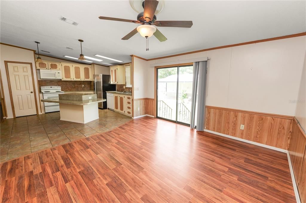 En Venta: $175,000 (3 camas, 2 baños, 1440 Pies cuadrados)