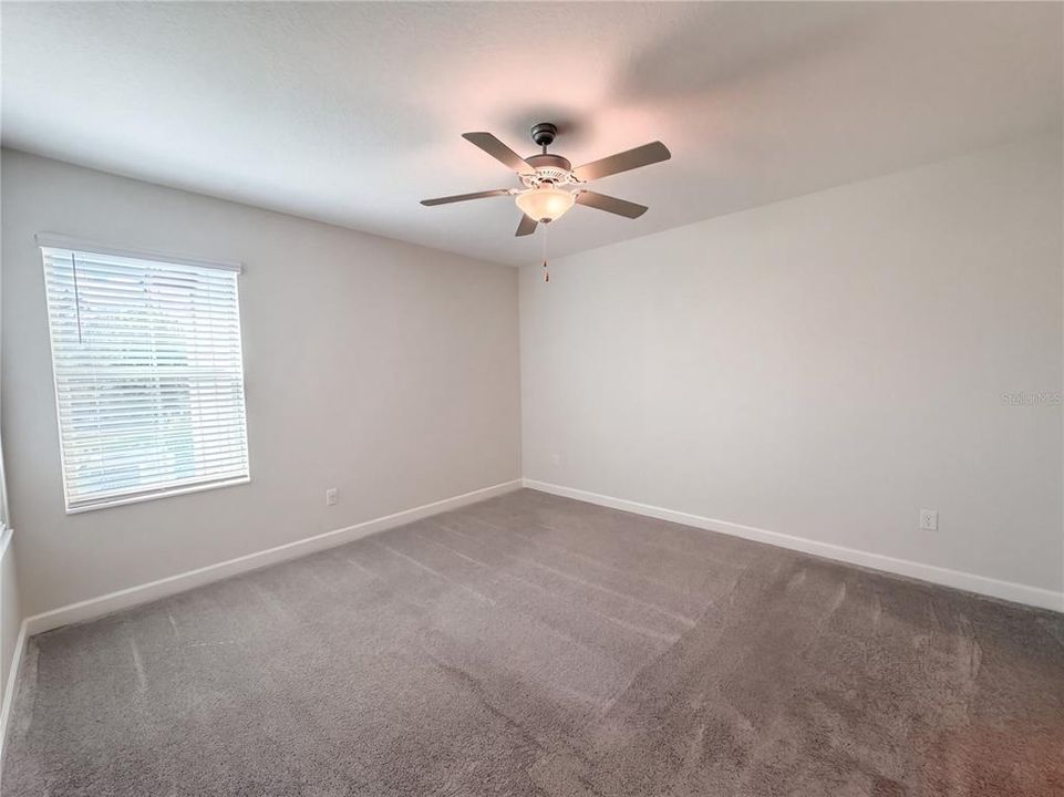 For Sale: $275,000 (2 beds, 2 baths, 1713 Square Feet)