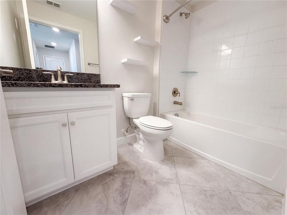 For Sale: $275,000 (2 beds, 2 baths, 1713 Square Feet)