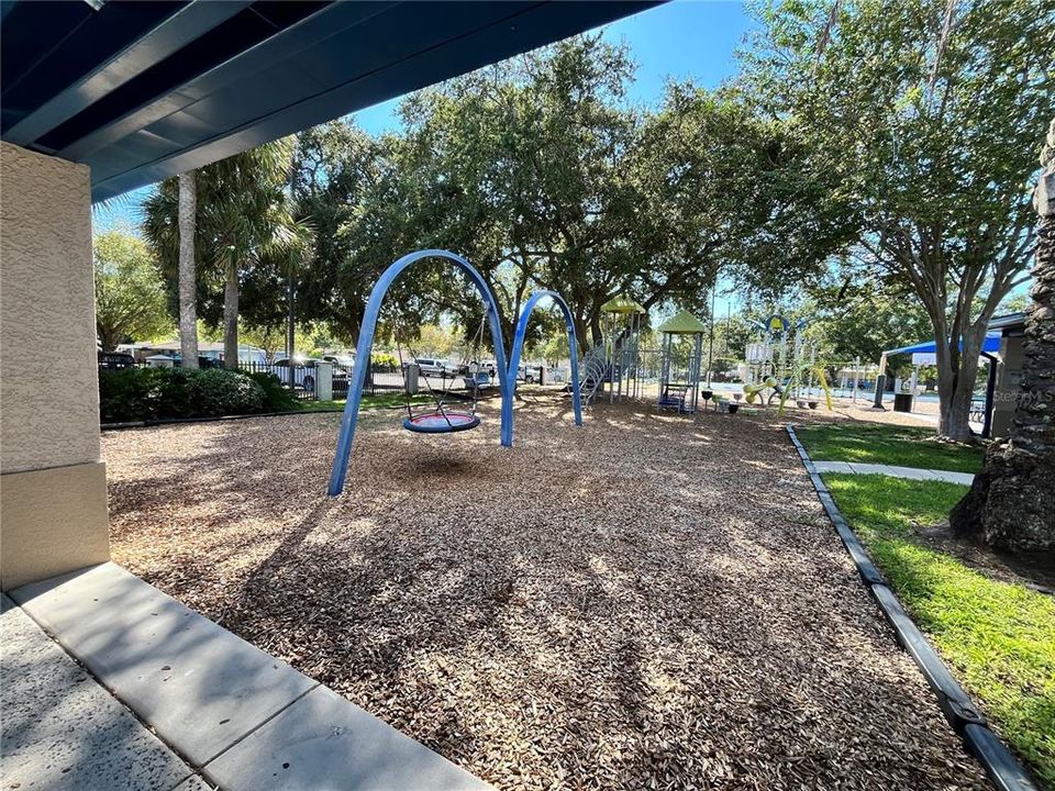 For Rent: $1,500 (2 beds, 1 baths, 750 Square Feet)