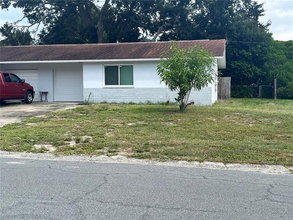 For Rent: $1,500 (2 beds, 1 baths, 750 Square Feet)