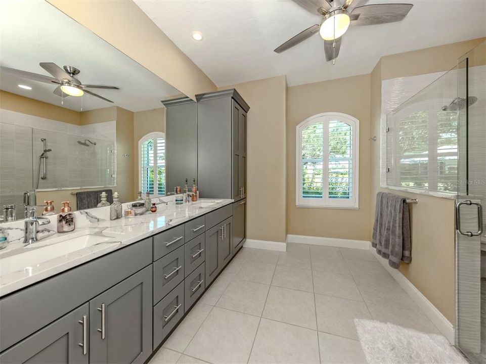 For Sale: $671,500 (3 beds, 2 baths, 2008 Square Feet)