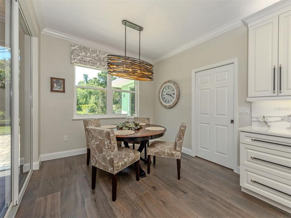 For Sale: $671,500 (3 beds, 2 baths, 2008 Square Feet)