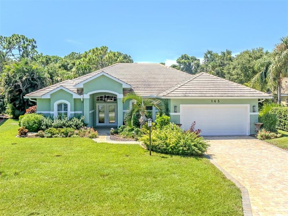 For Sale: $671,500 (3 beds, 2 baths, 2008 Square Feet)