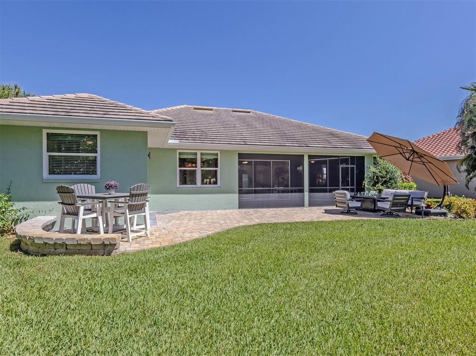 For Sale: $671,500 (3 beds, 2 baths, 2008 Square Feet)