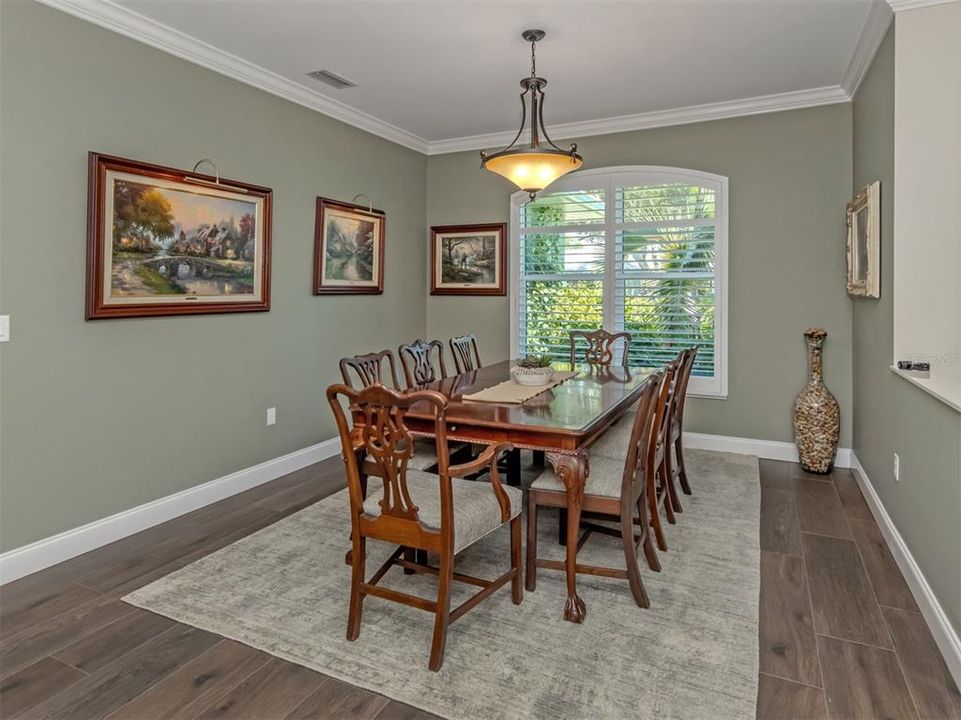 For Sale: $671,500 (3 beds, 2 baths, 2008 Square Feet)