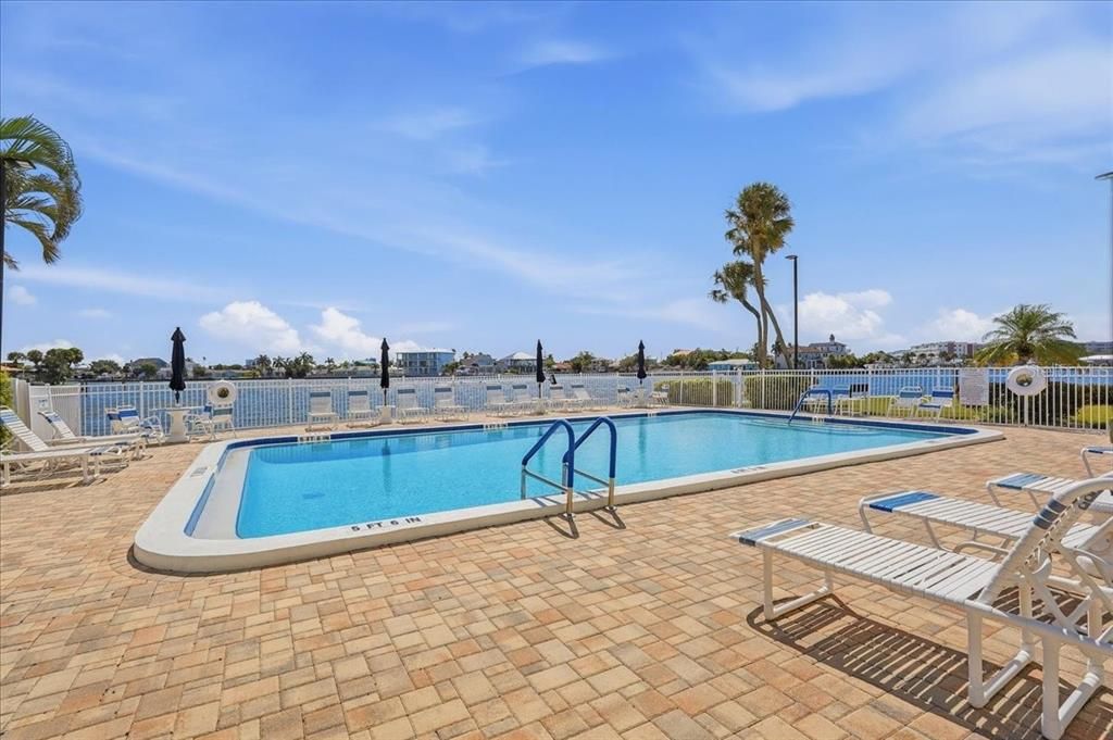 For Rent: $2,395 (1 beds, 1 baths, 843 Square Feet)