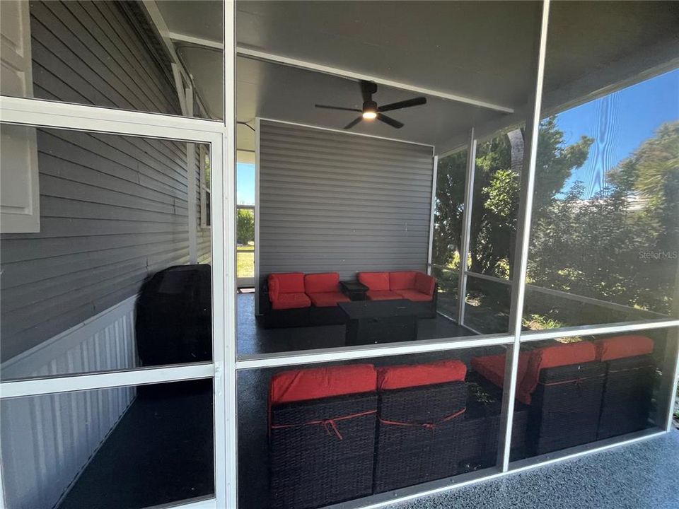For Sale: $295,000 (3 beds, 2 baths, 1484 Square Feet)