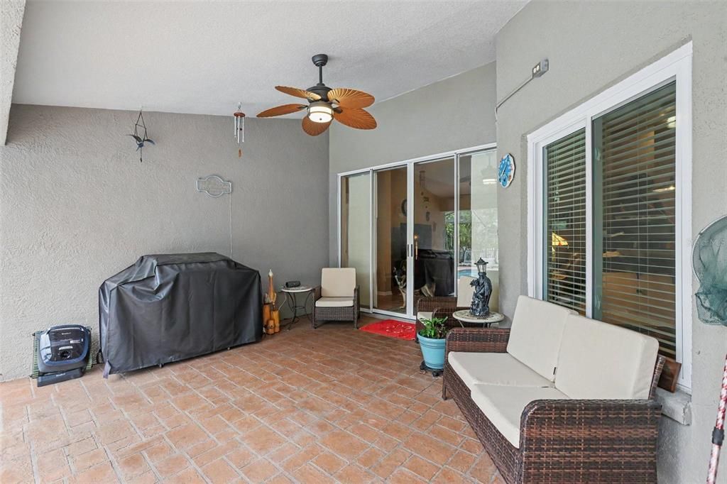 For Sale: $600,000 (4 beds, 3 baths, 2626 Square Feet)