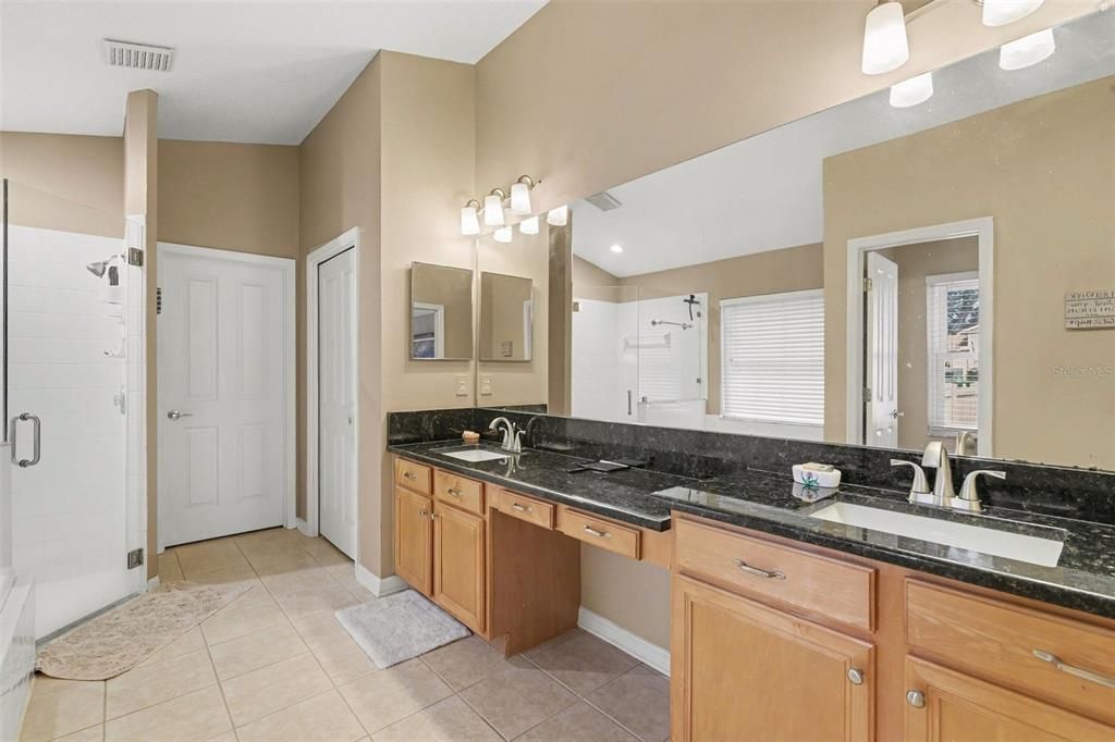 For Sale: $600,000 (4 beds, 3 baths, 2626 Square Feet)