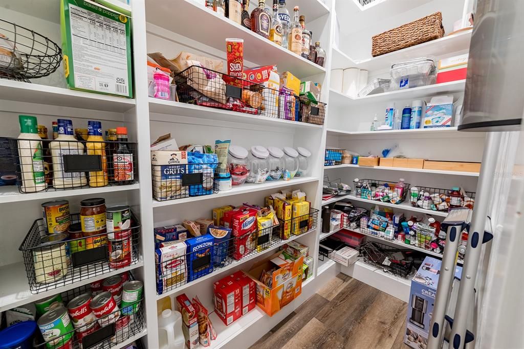 На продажу: $735,000 (3 спален, 3 ванн, 2743 Квадратных фут)