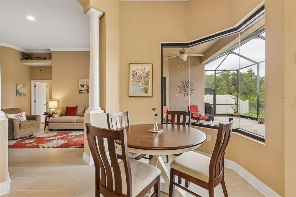 En Venta: $625,000 (4 camas, 3 baños, 2904 Pies cuadrados)