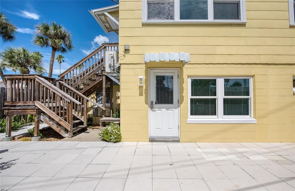 En Venta: $1,600,000 (5 camas, 3 baños, 2088 Pies cuadrados)