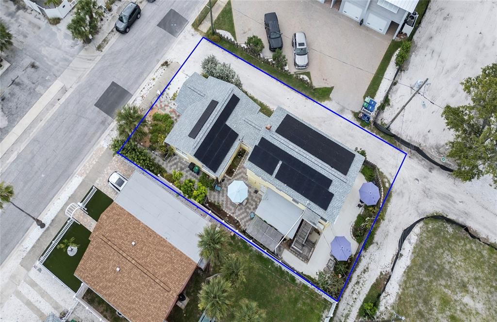 En Venta: $1,600,000 (5 camas, 3 baños, 2088 Pies cuadrados)