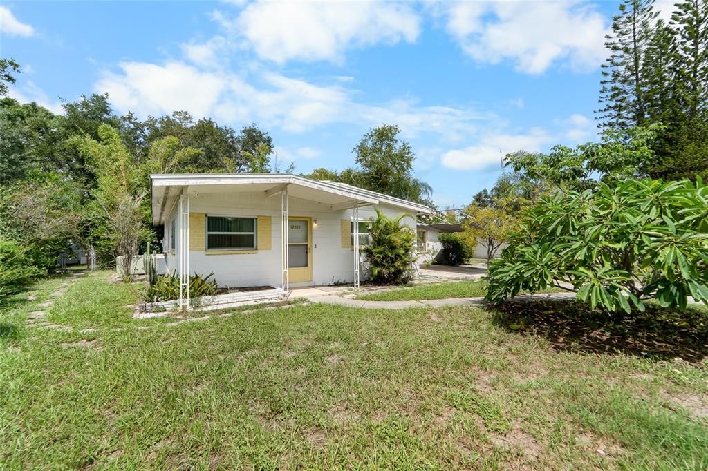 For Sale: $249,900 (3 beds, 2 baths, 1188 Square Feet)
