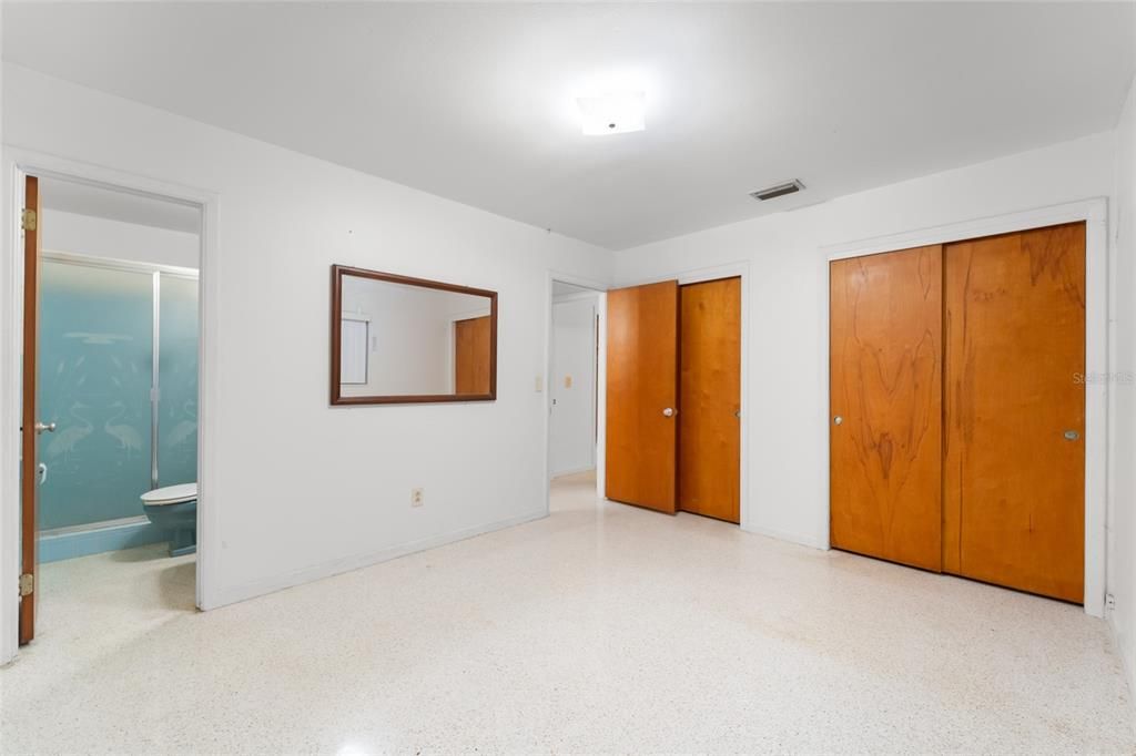 For Sale: $249,900 (3 beds, 2 baths, 1188 Square Feet)
