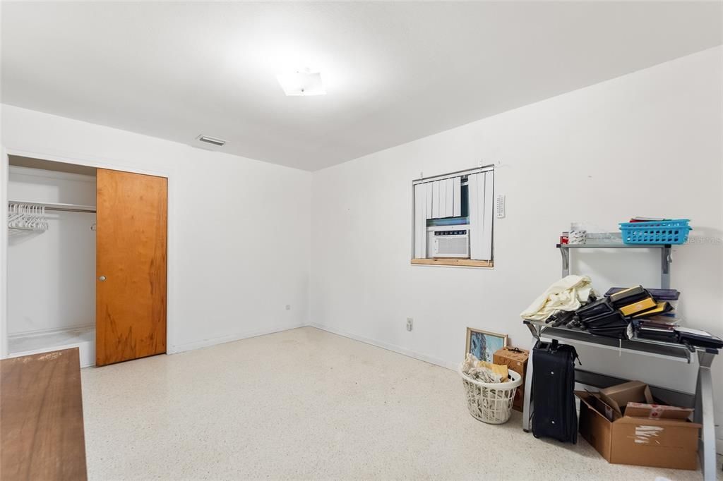 For Sale: $249,900 (3 beds, 2 baths, 1188 Square Feet)