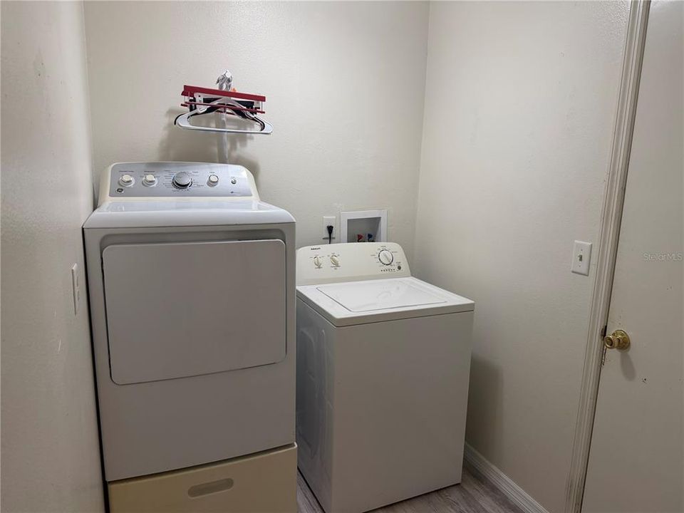 For Rent: $2,000 (2 beds, 2 baths, 1018 Square Feet)