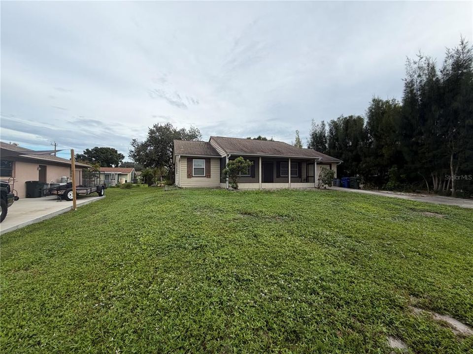 For Rent: $2,000 (2 beds, 2 baths, 1018 Square Feet)