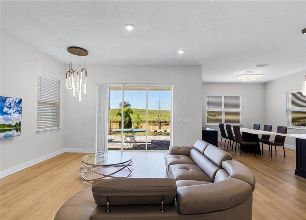 For Rent: $5,500 (4 beds, 3 baths, 2837 Square Feet)
