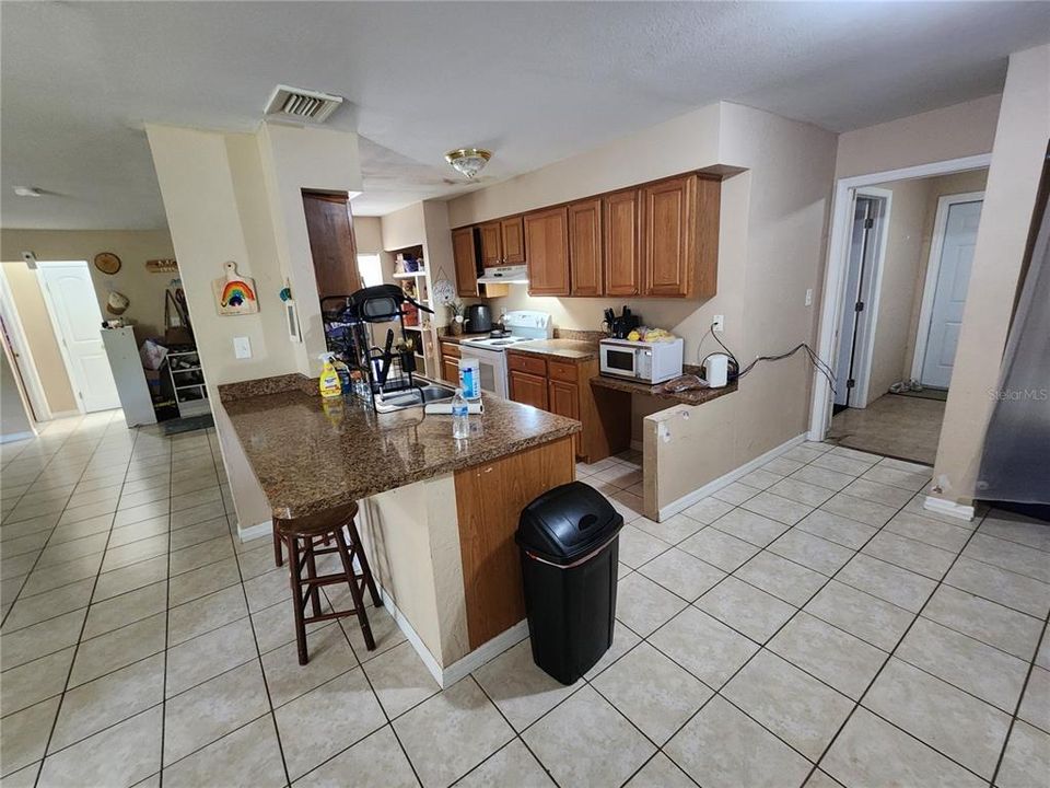 En Venta: $170,000 (2 camas, 2 baños, 2040 Pies cuadrados)