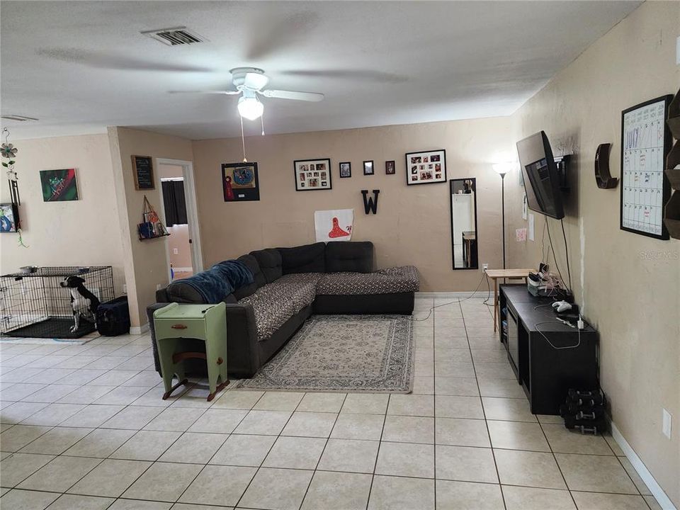 En Venta: $170,000 (2 camas, 2 baños, 2040 Pies cuadrados)