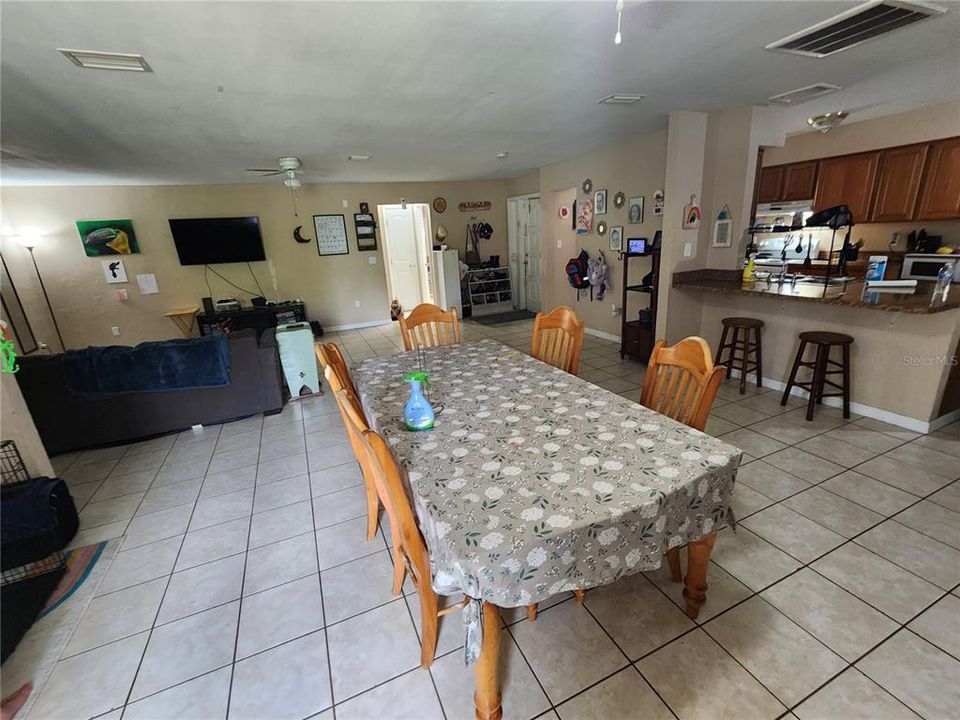 En Venta: $170,000 (2 camas, 2 baños, 2040 Pies cuadrados)