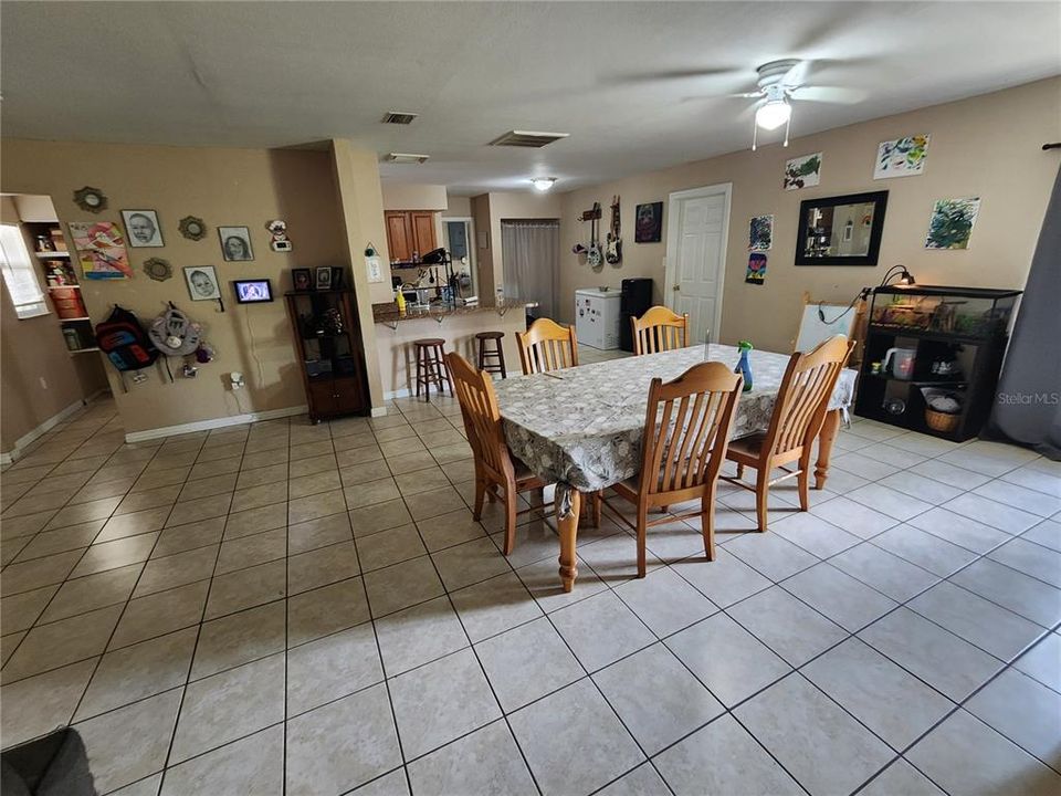 En Venta: $170,000 (2 camas, 2 baños, 2040 Pies cuadrados)