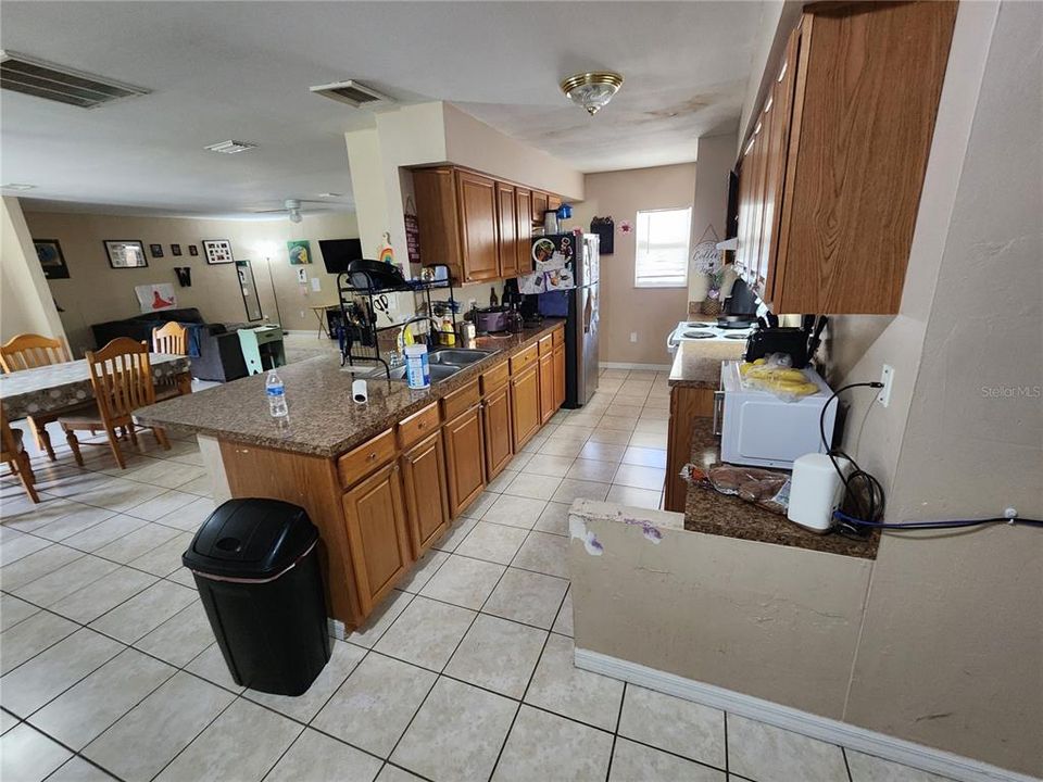 En Venta: $170,000 (2 camas, 2 baños, 2040 Pies cuadrados)