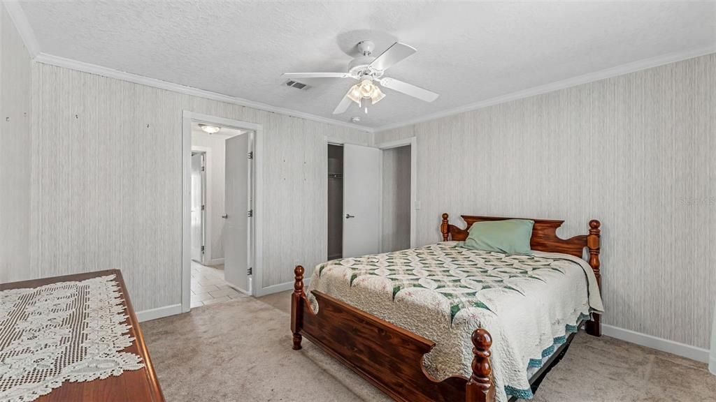 For Sale: $474,900 (3 beds, 2 baths, 1456 Square Feet)