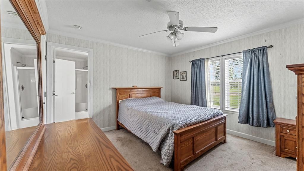 For Sale: $474,900 (3 beds, 2 baths, 1456 Square Feet)
