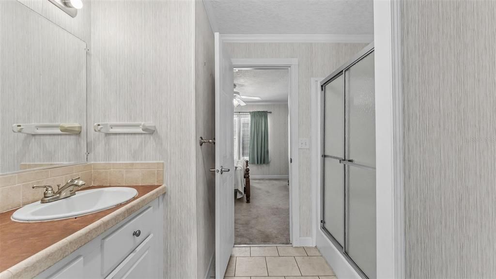 For Sale: $474,900 (3 beds, 2 baths, 1456 Square Feet)