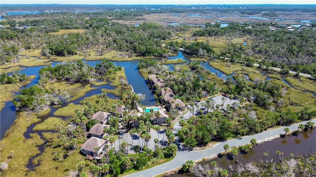 待售: $215,000 (1 贝兹, 1 浴室, 650 平方英尺)