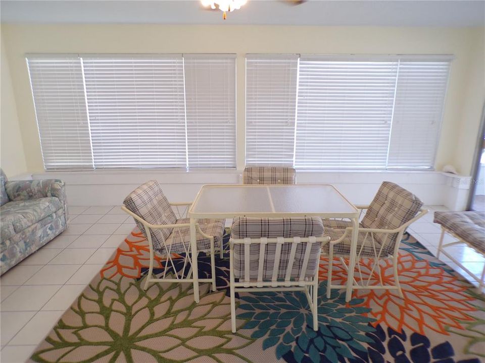 For Rent: $1,600 (2 beds, 2 baths, 1156 Square Feet)