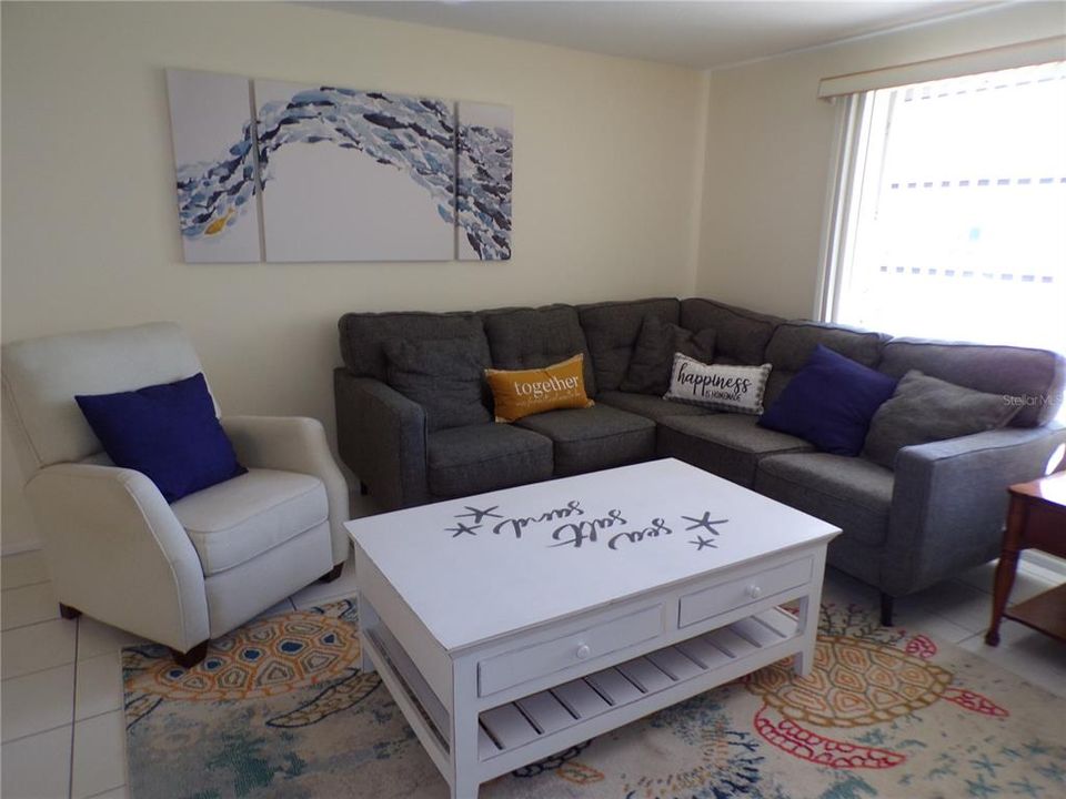 For Rent: $1,600 (2 beds, 2 baths, 1156 Square Feet)