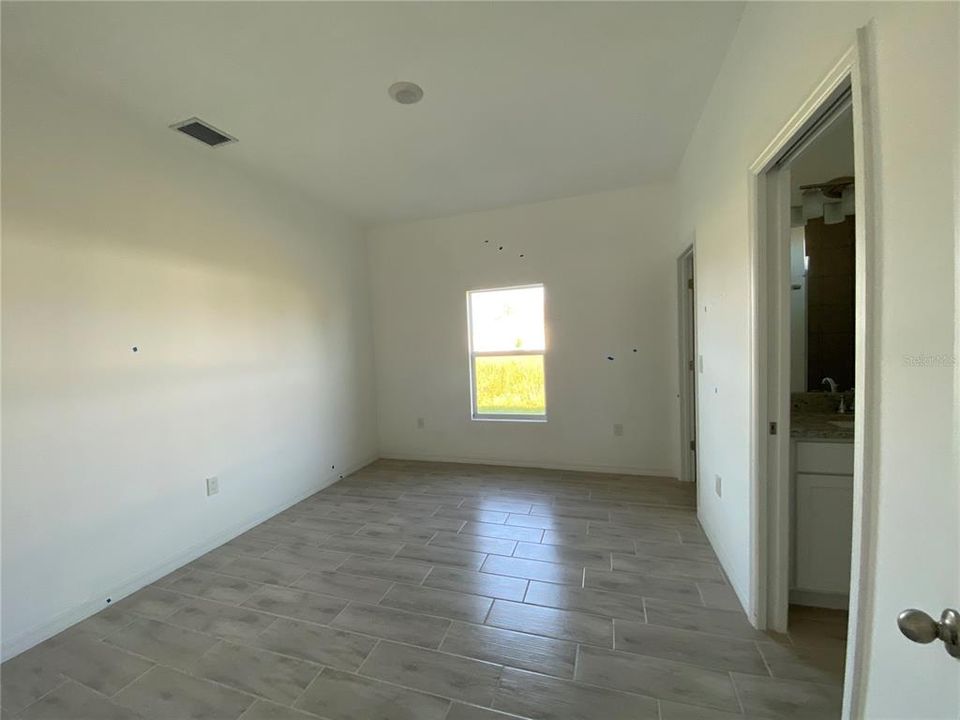 For Rent: $1,495 (3 beds, 2 baths, 1244 Square Feet)