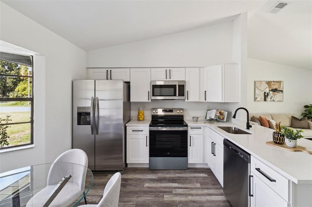 For Sale: $300,000 (3 beds, 2 baths, 1068 Square Feet)