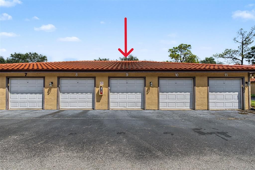 For Sale: $159,900 (1 beds, 1 baths, 721 Square Feet)