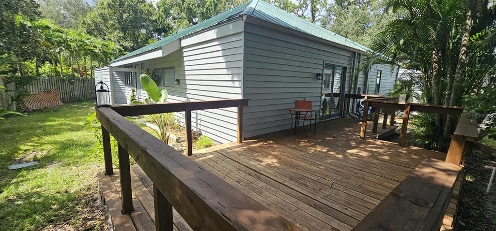 For Sale: $419,900 (2 beds, 2 baths, 1764 Square Feet)