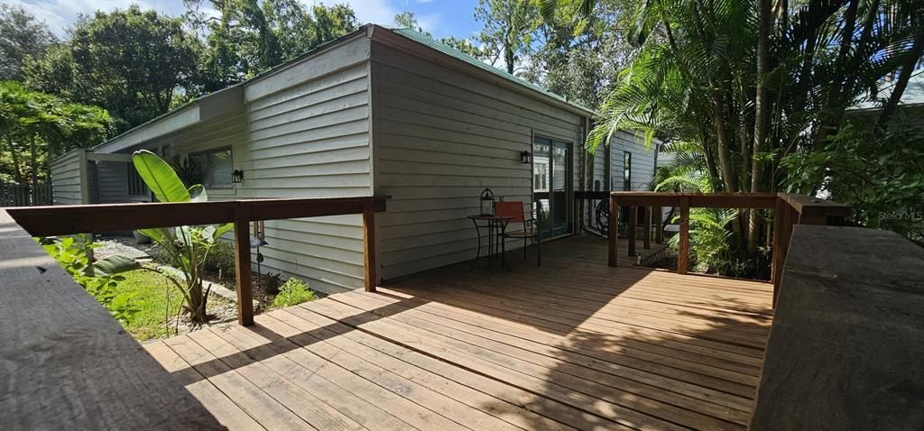 For Sale: $419,900 (2 beds, 2 baths, 1764 Square Feet)