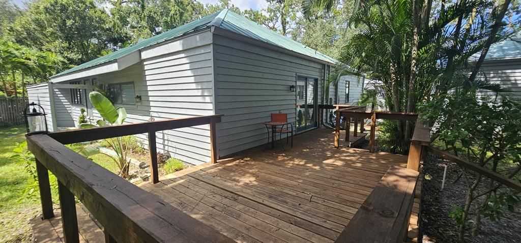 For Sale: $419,900 (2 beds, 2 baths, 1764 Square Feet)